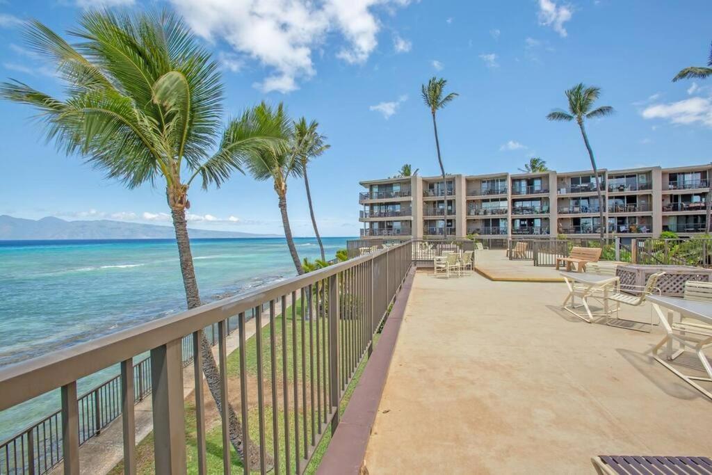 Apartmán Hale Ono Loa 403- Top Floor, Ocean View, & Complete Modern Remodel Kahana Exteriér fotografie