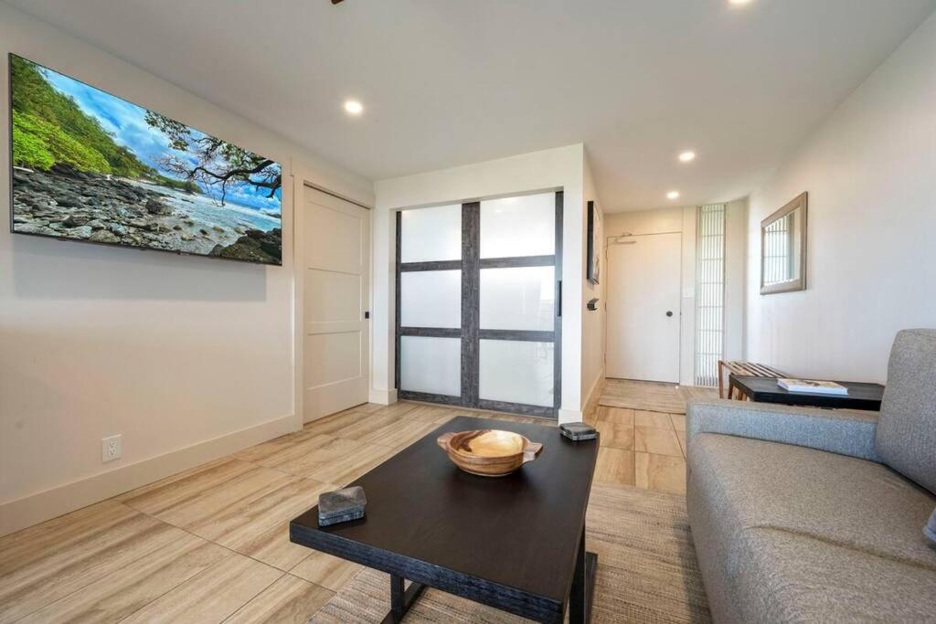 Apartmán Hale Ono Loa 403- Top Floor, Ocean View, & Complete Modern Remodel Kahana Exteriér fotografie